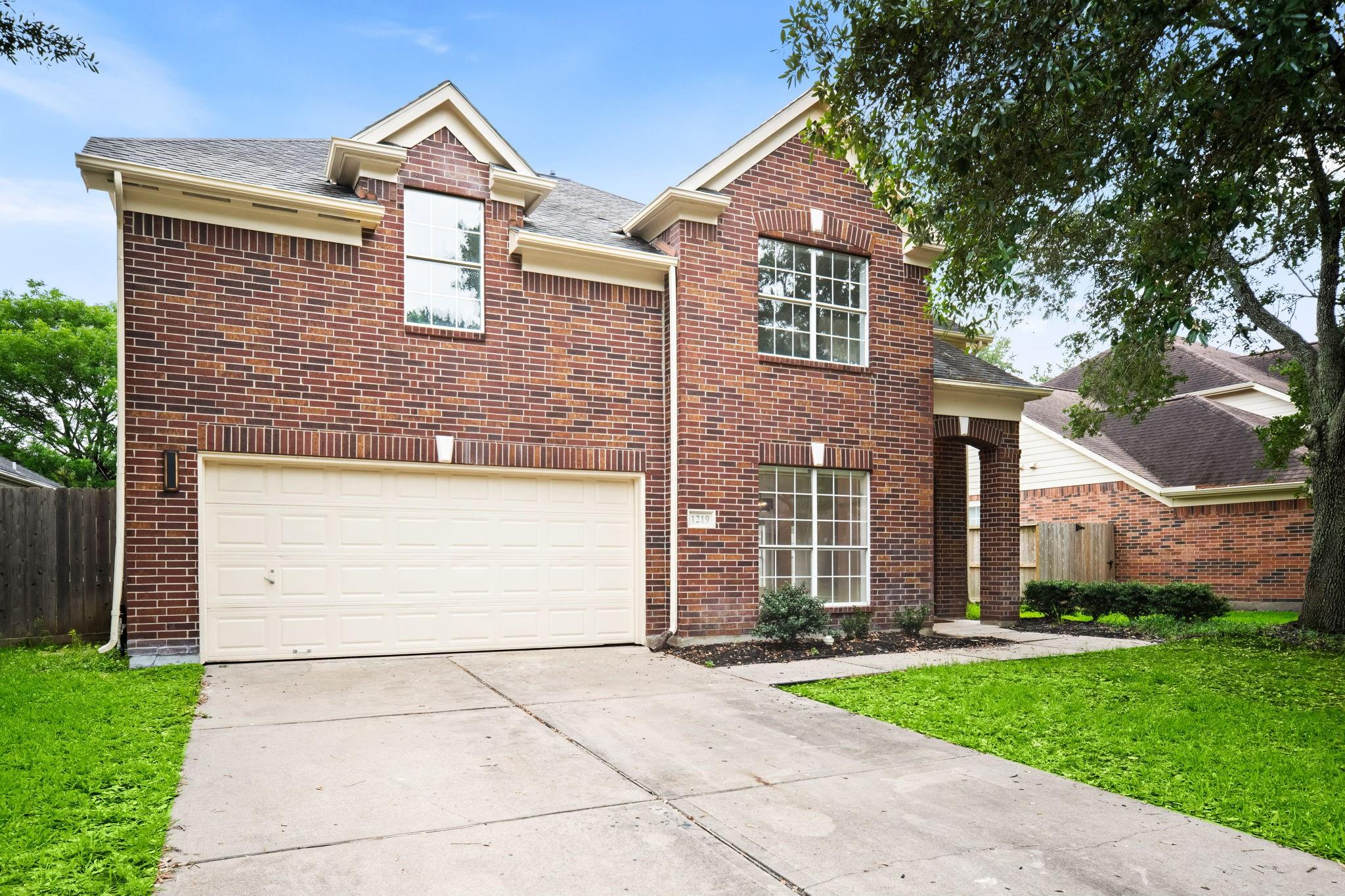 1219 Hollow Ash Lane — photo