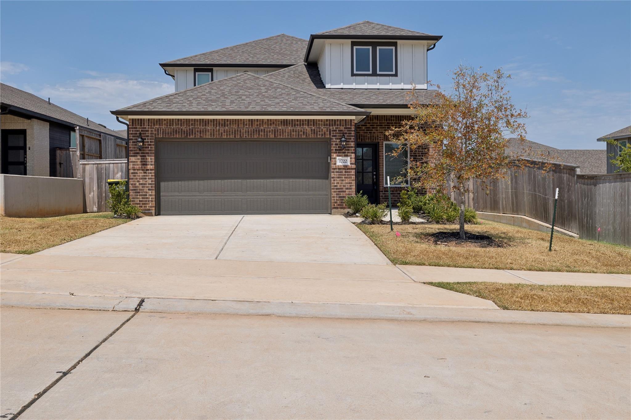 1722 Cayden Oak — photo