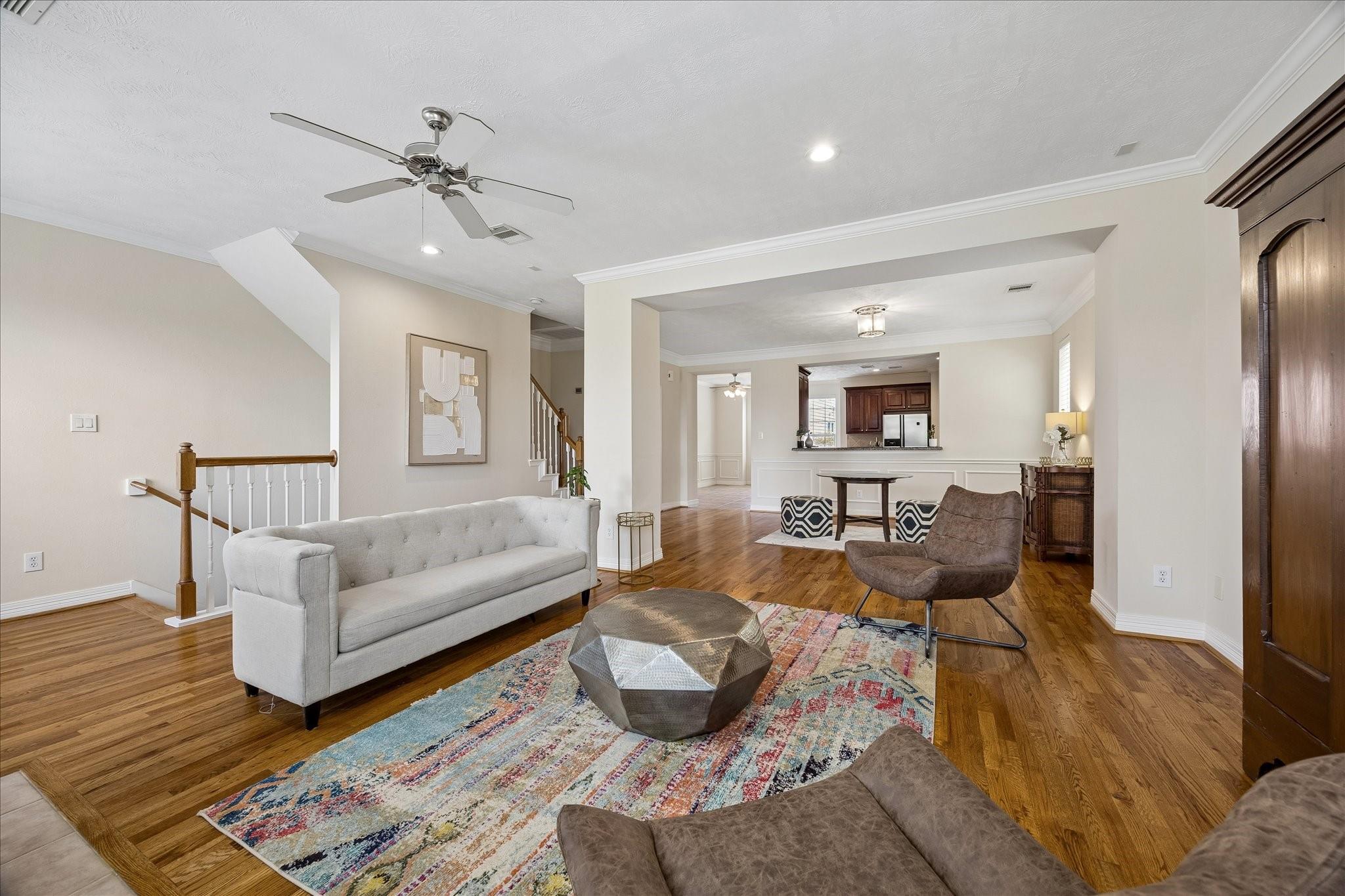 1807 Stacy Crest — photo