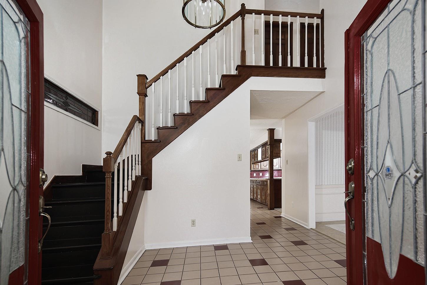 319 S Rivershire Drive, Conroe, TX 77304 — photo 3