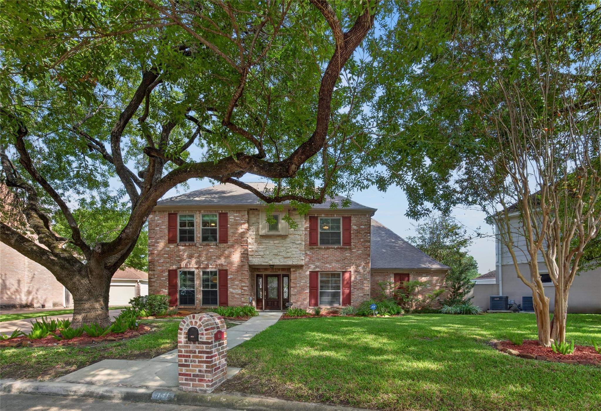 931 Fleetwood Place Drive — photo