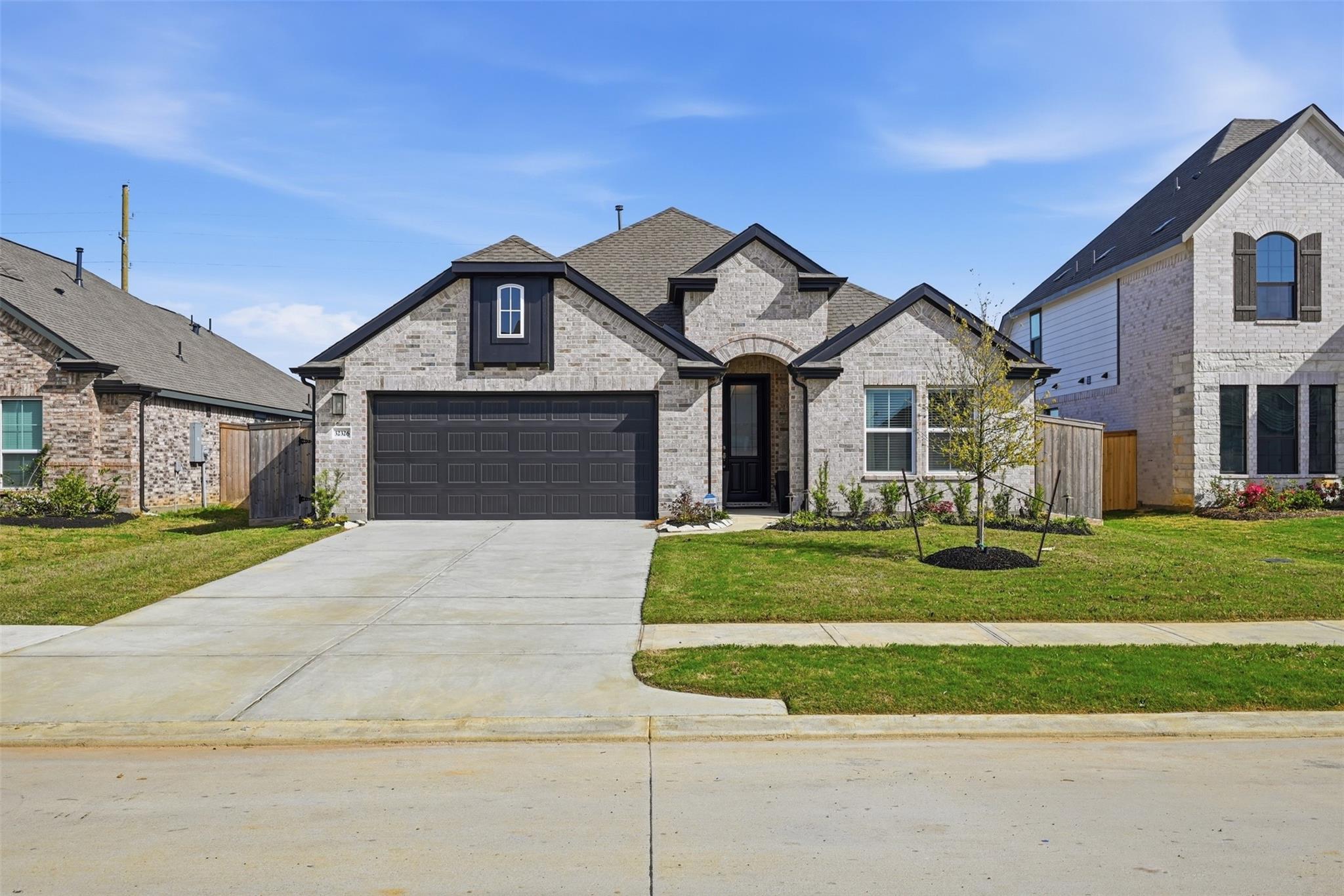 32326 Green Ash Drive — photo