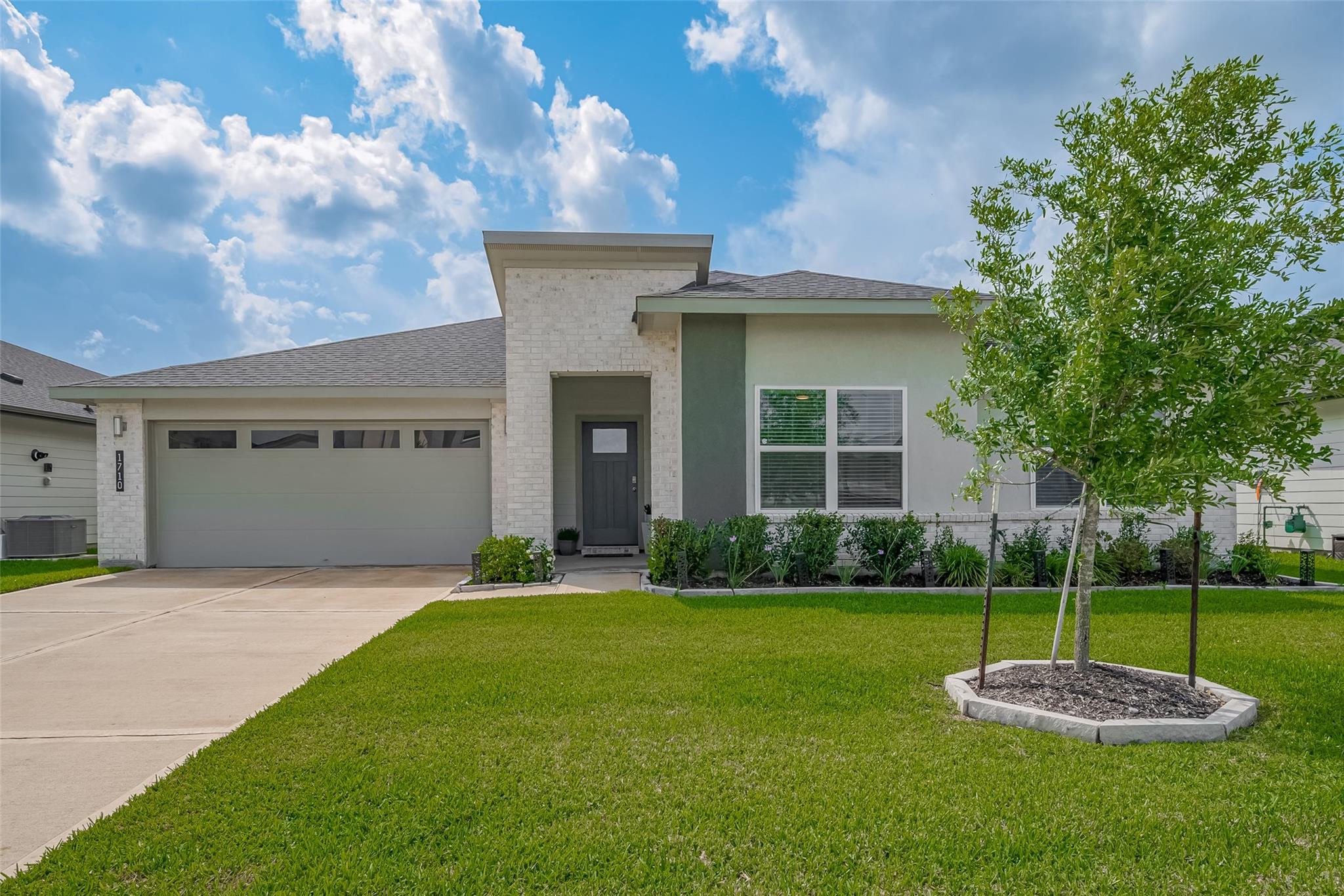 1710 Haven Point Drive — photo
