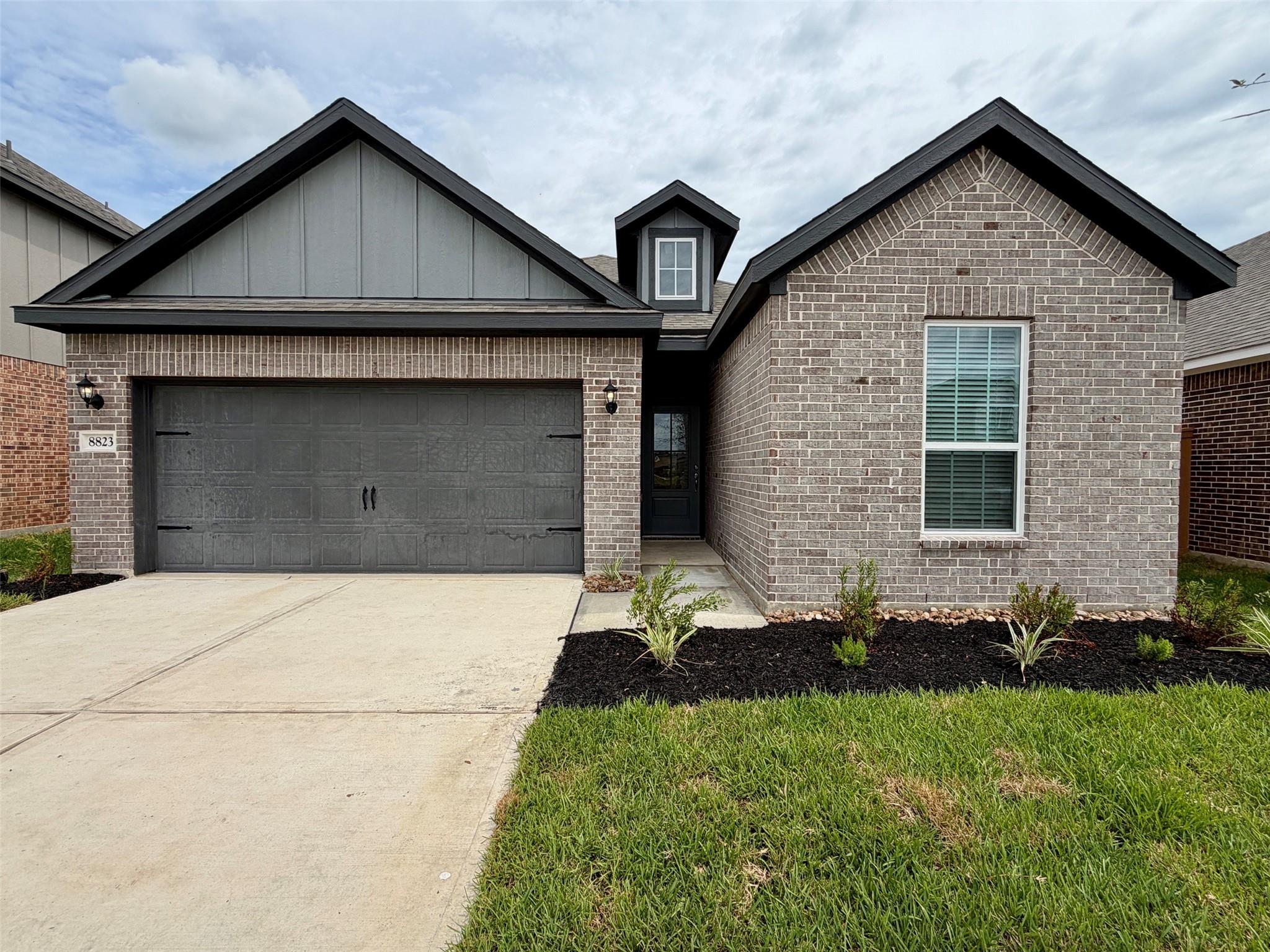 8823 New Jade Drive — photo