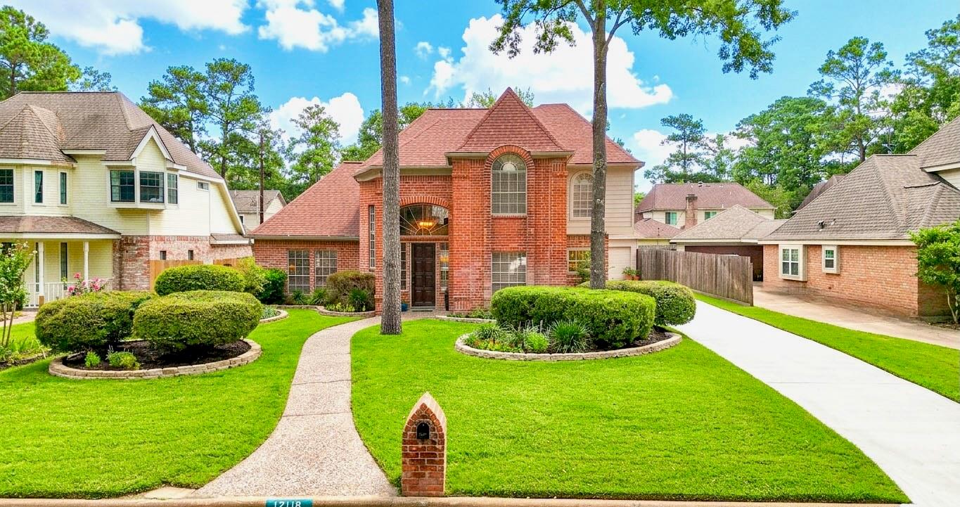 12118 Oakcroft Drive — photo