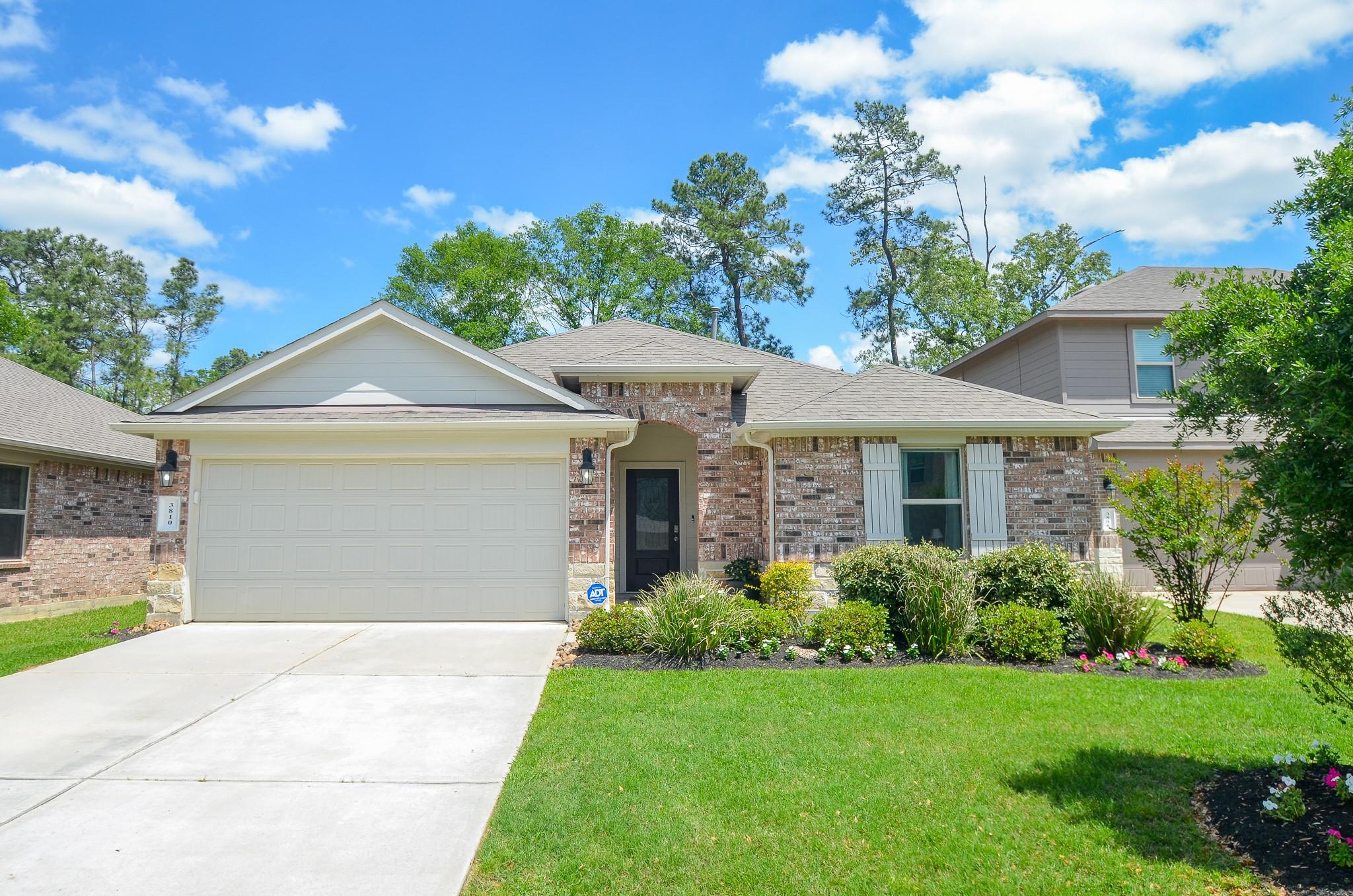 3810 Willow Valley Court — photo