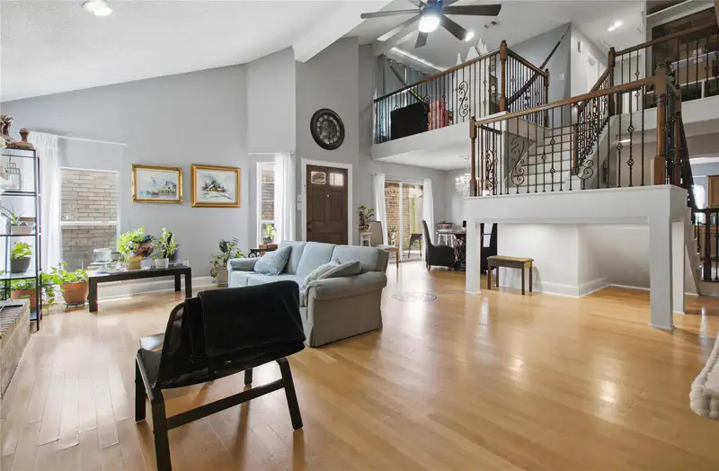 11630 Karlwood Lane — photo