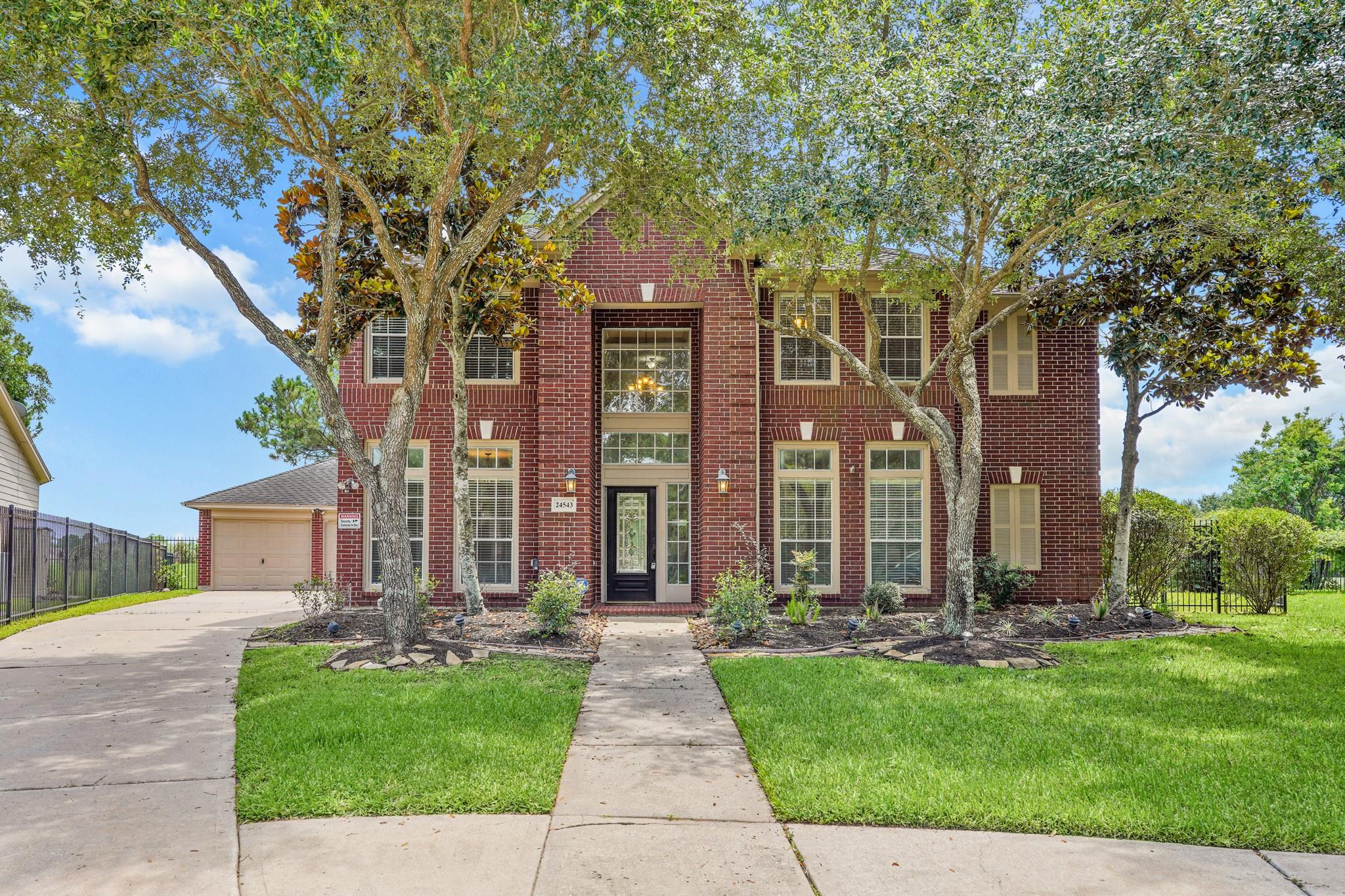 24543 Pelican Hill Drive — photo