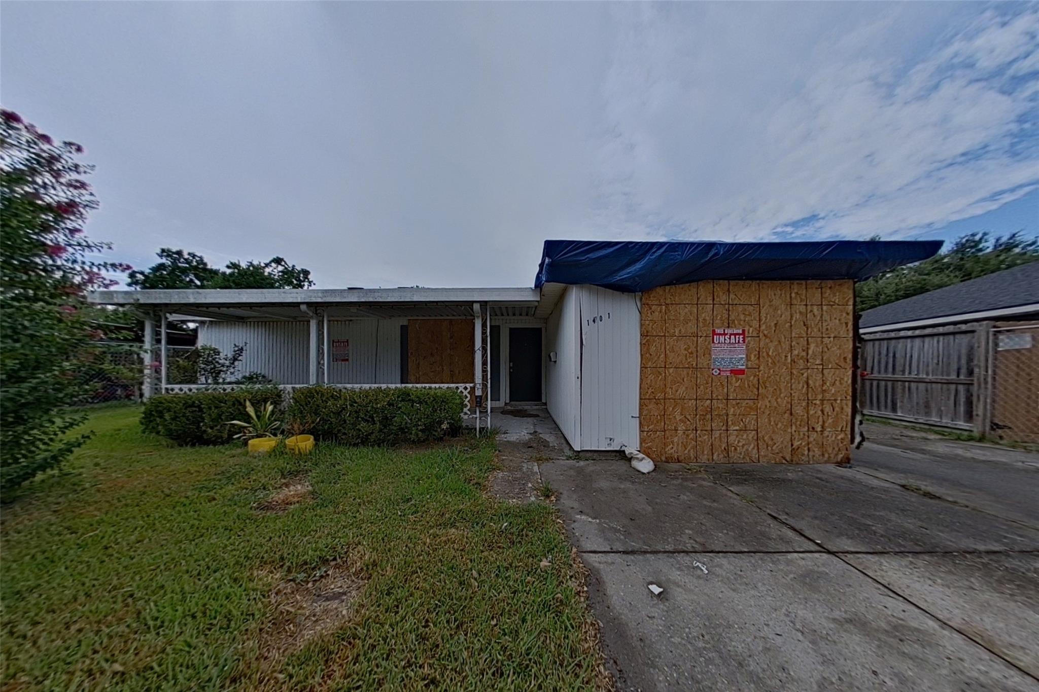1401 N Nell Street — photo