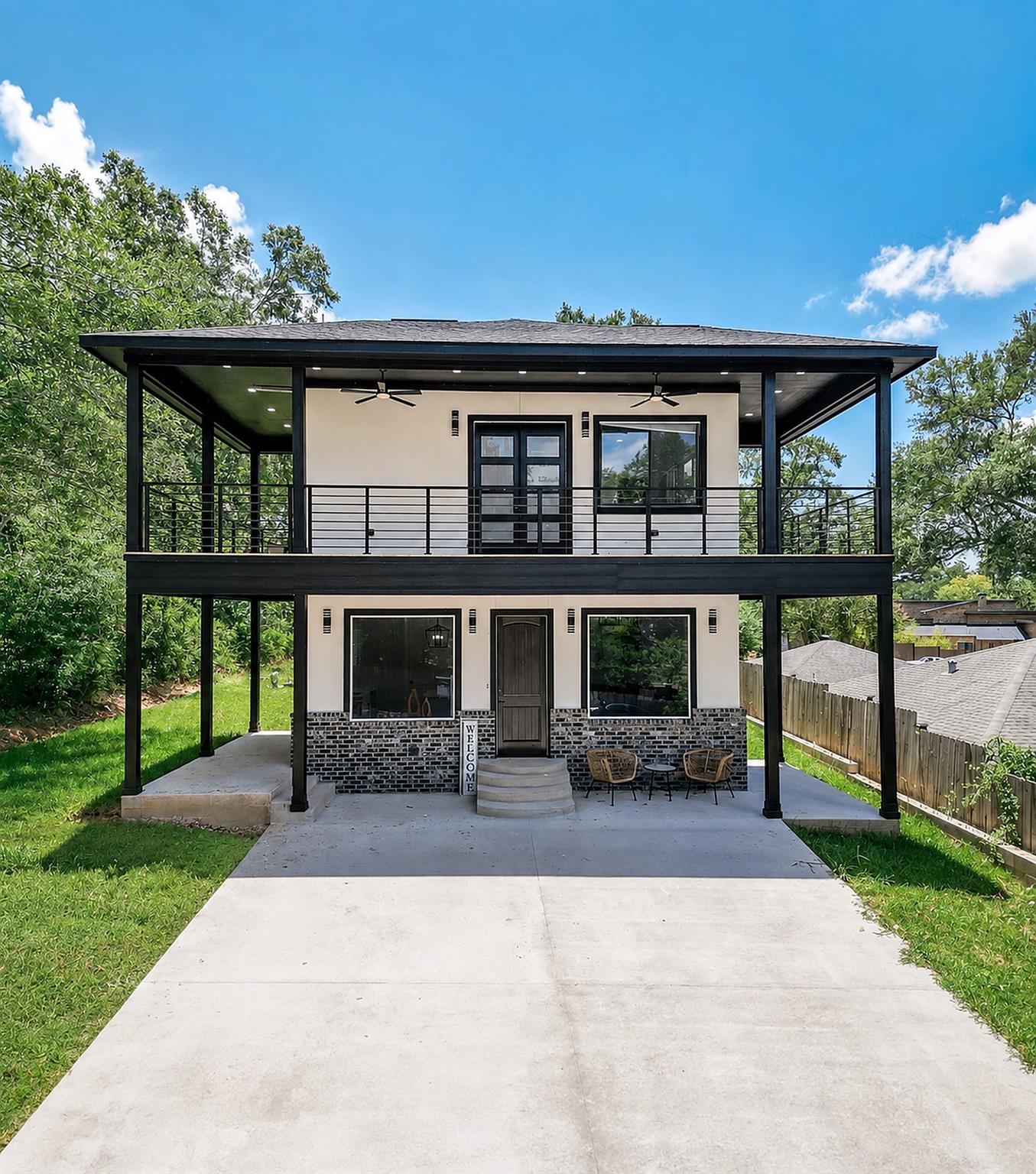 14521 Hill Drive — photo