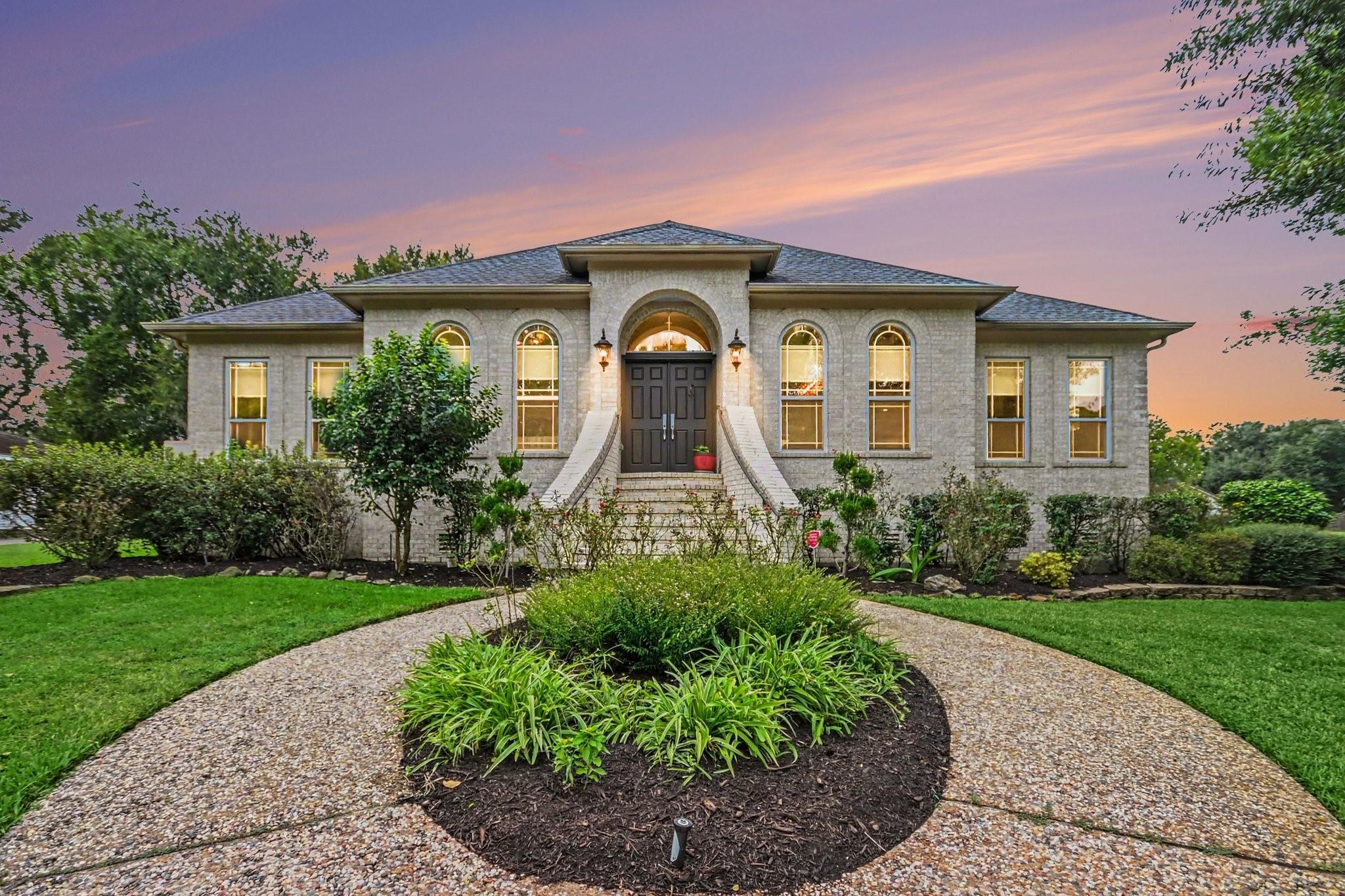 501 Providence Drive — photo