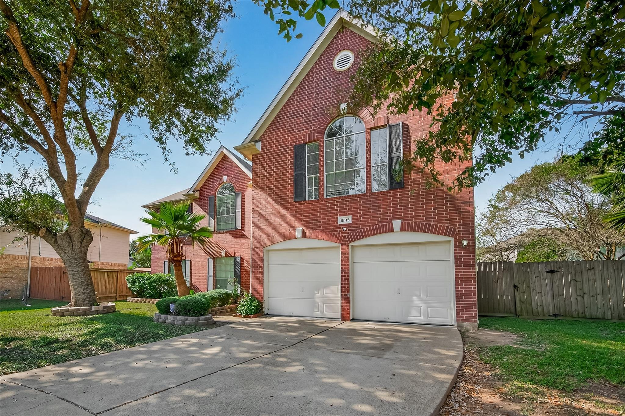 16315 April Ridge Drive — photo