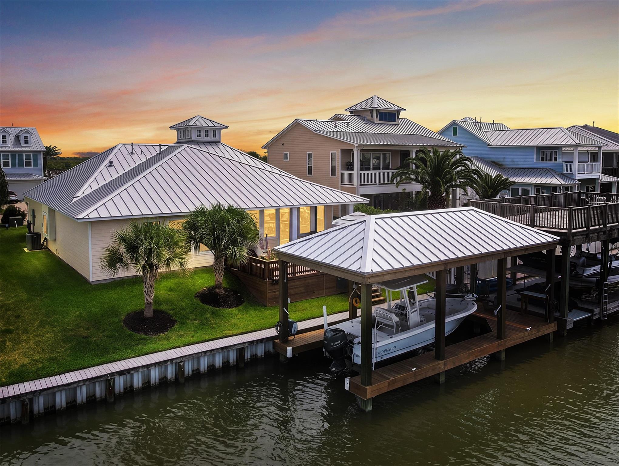 5418 Brigantine Cay Court — photo
