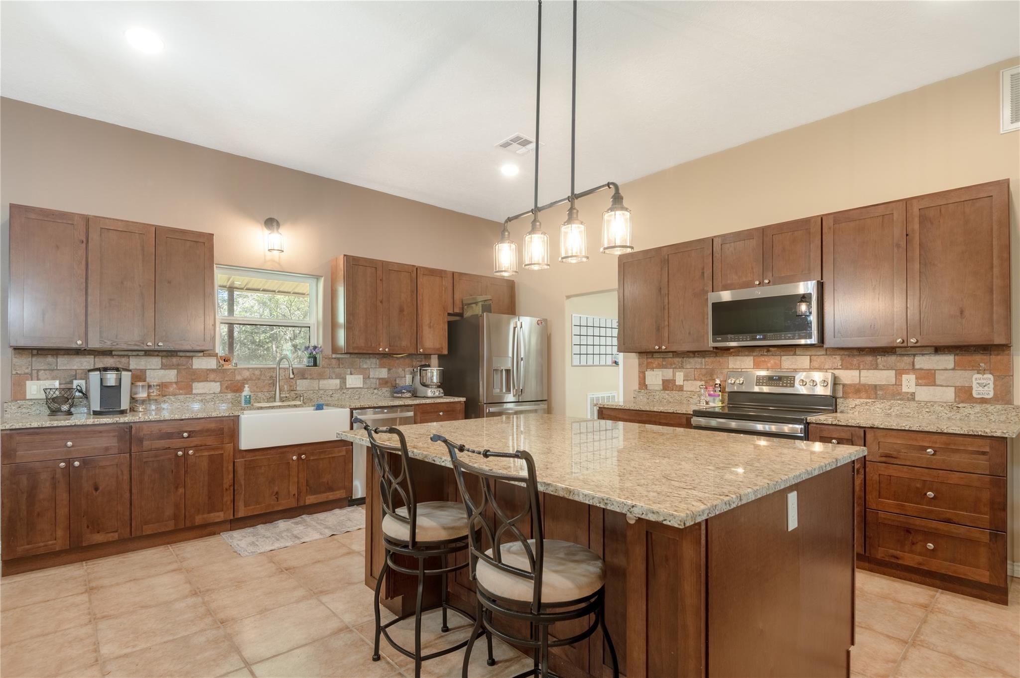 1533 Kickapoo Road — photo