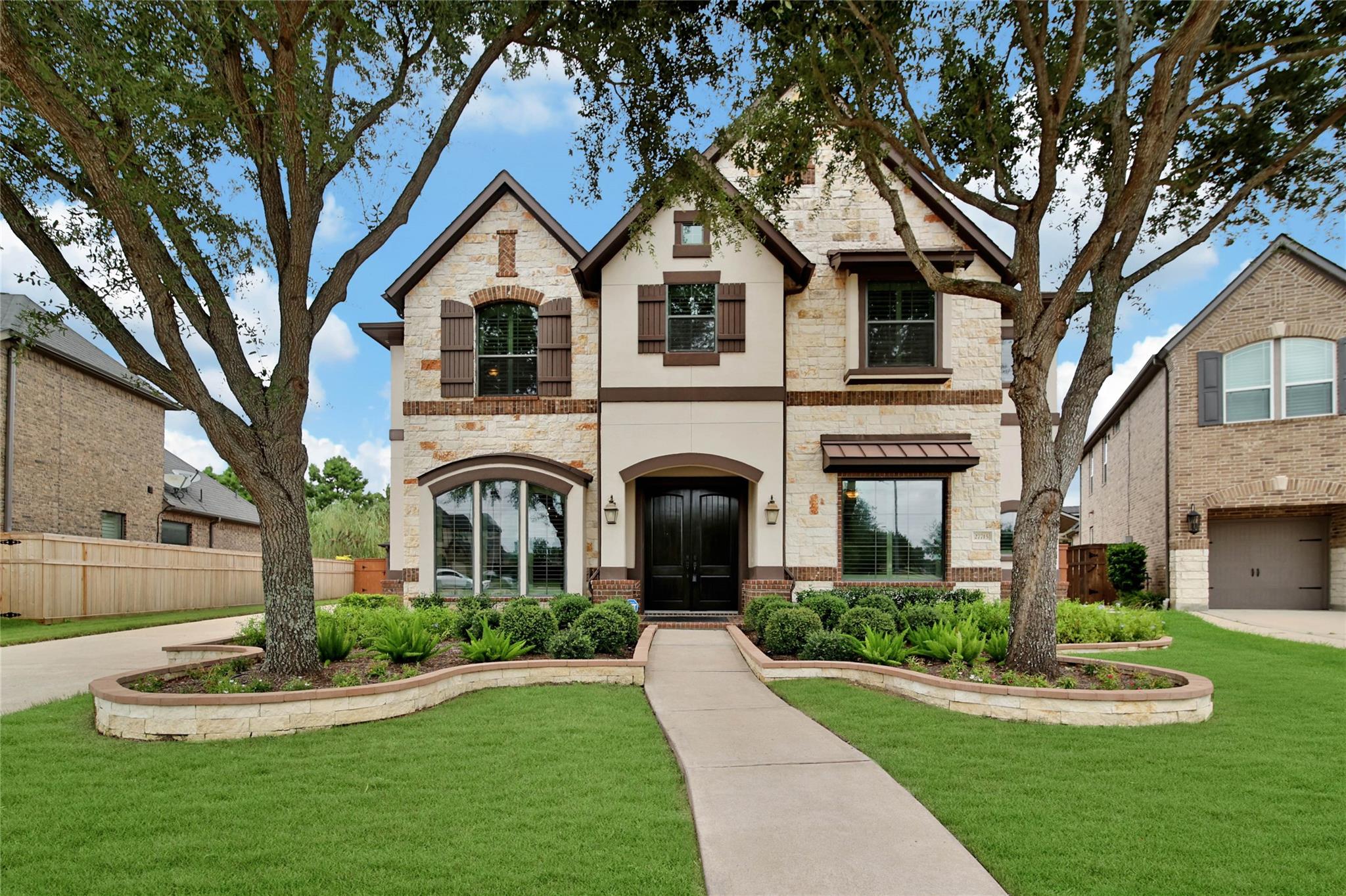 27715 Burnett Hills Lane — photo