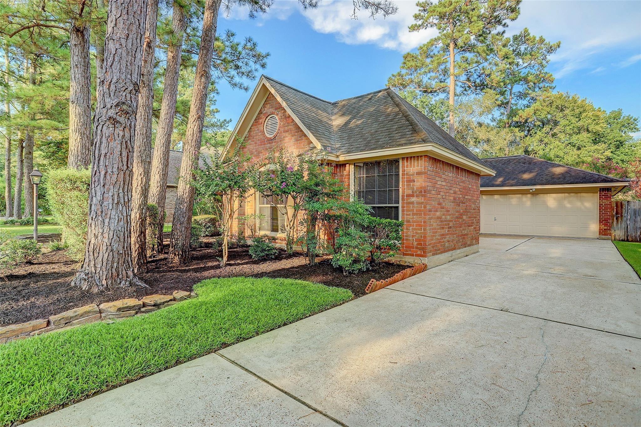 10 Heathstone Place — photo