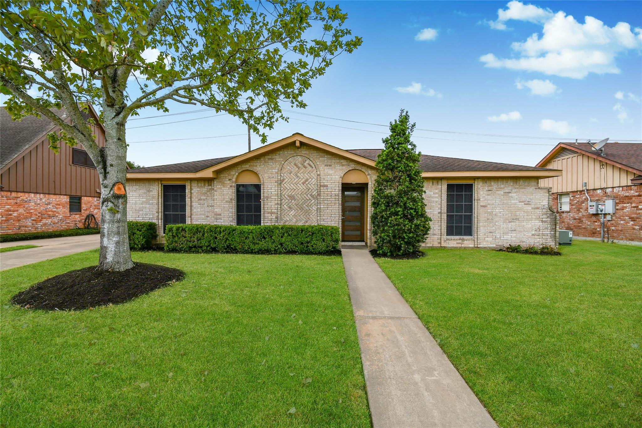 12110 Kirkholm Drive — photo