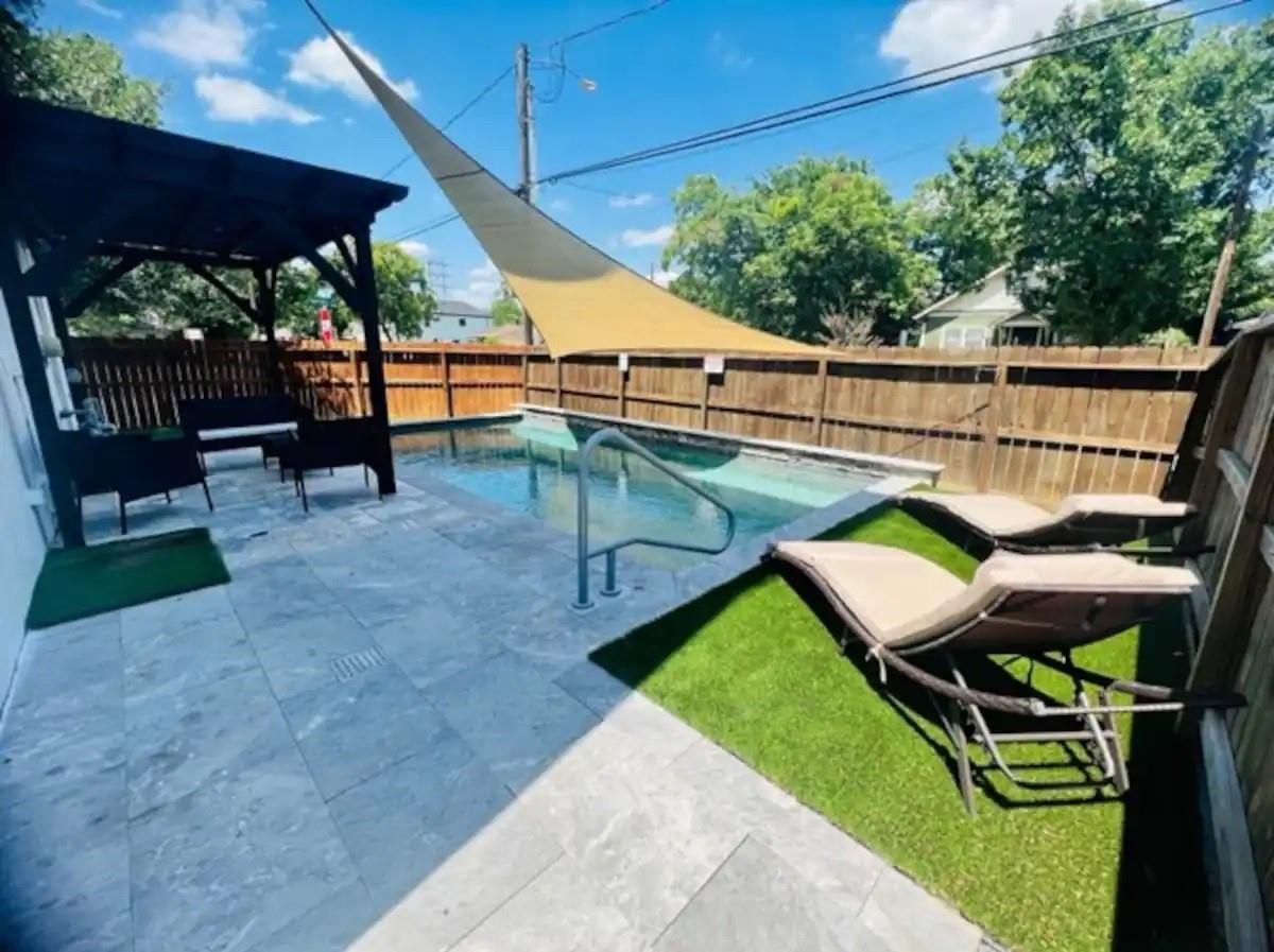 1518 Tarley Street — photo