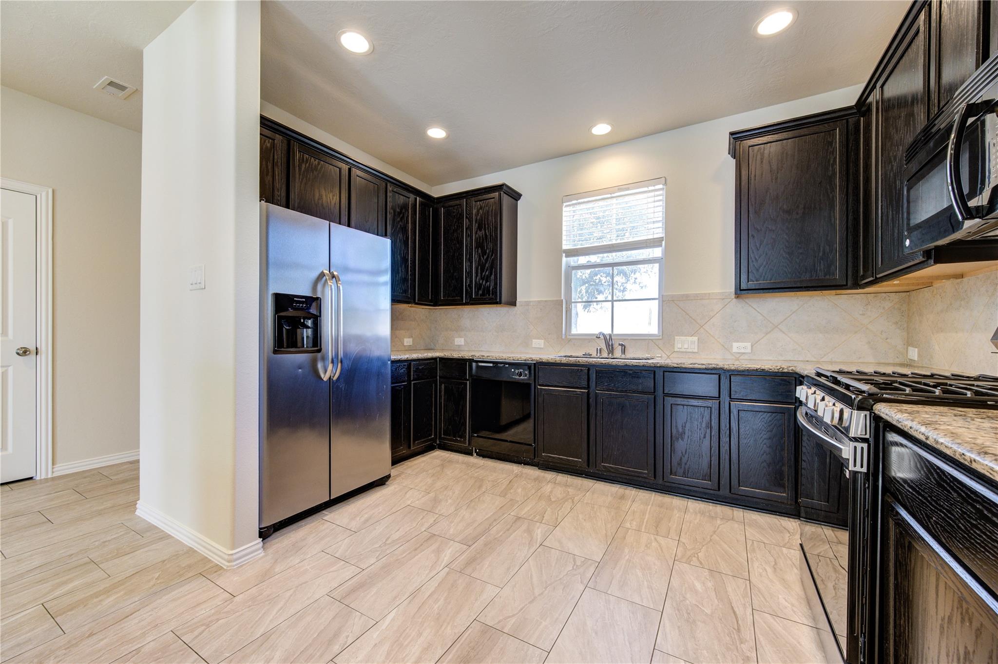 16723 Mammoth Springs Drive — photo