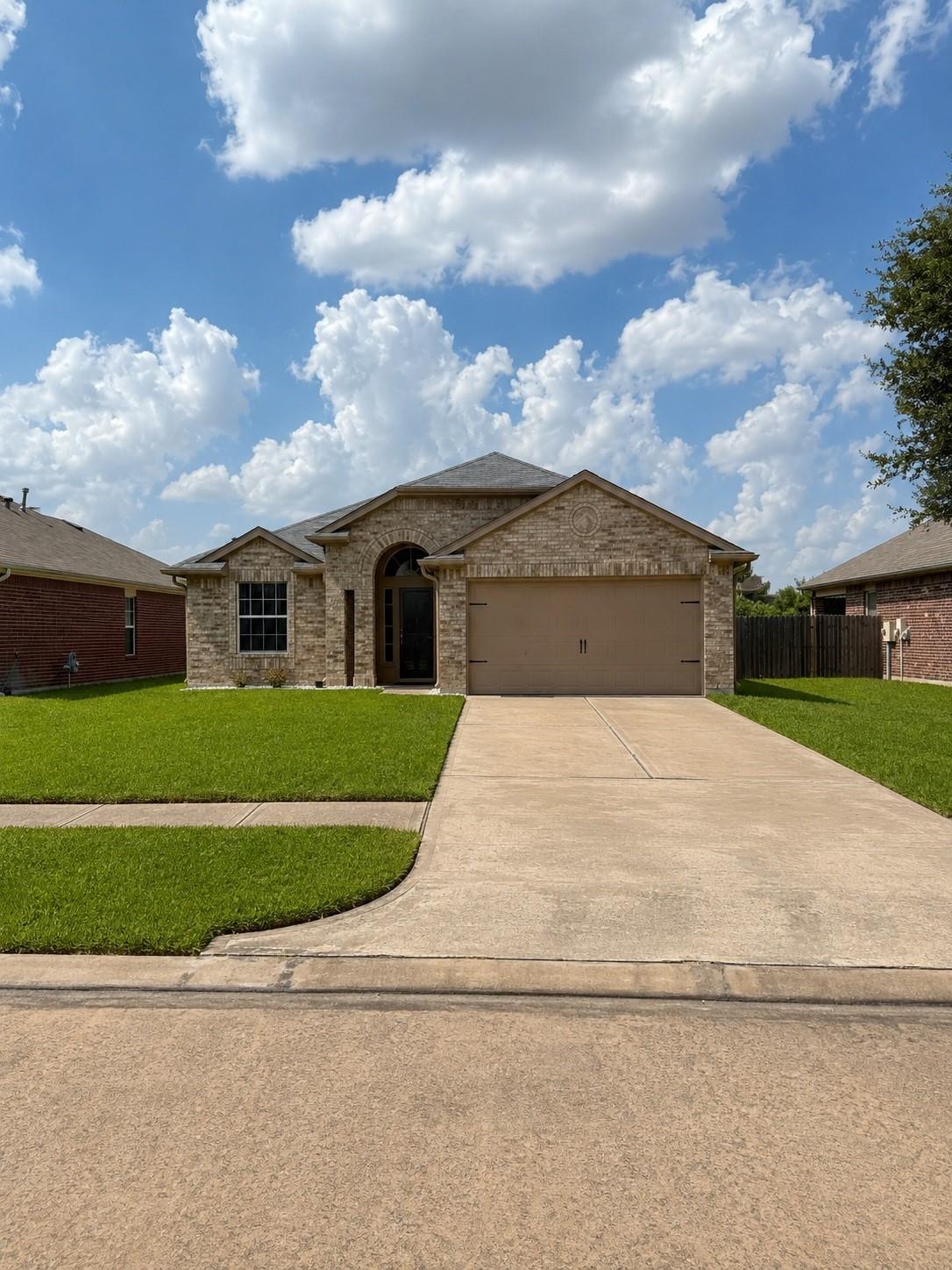18122 Flower Grove Court — photo