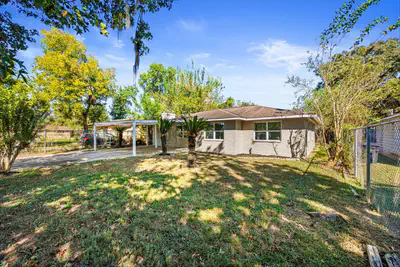 10438 Caxton Street — photo