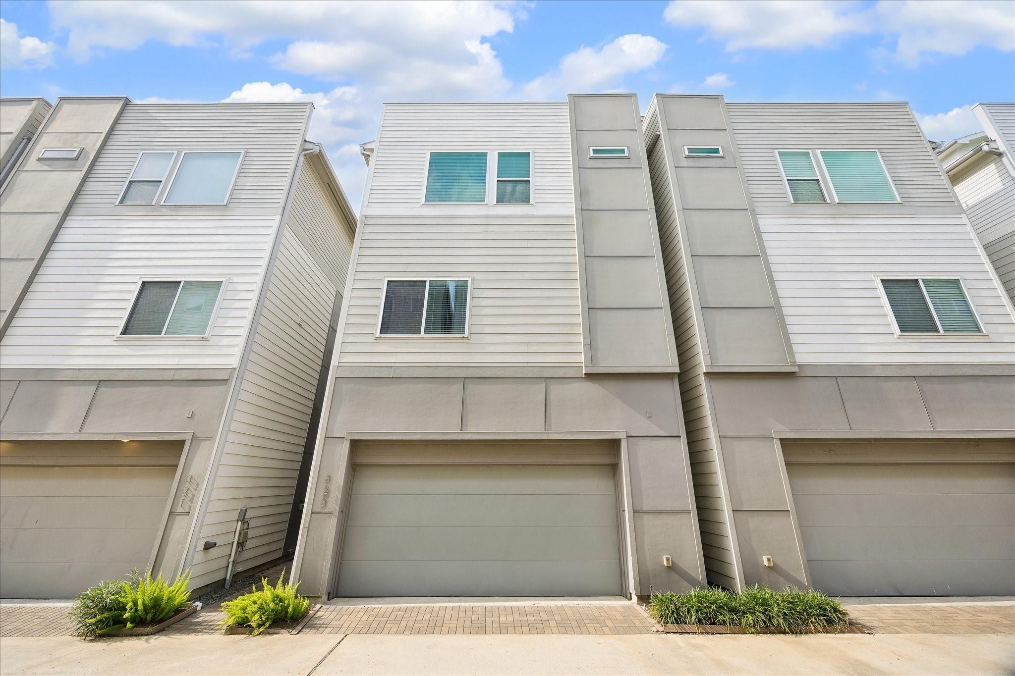 323 Eado Park Circle — photo