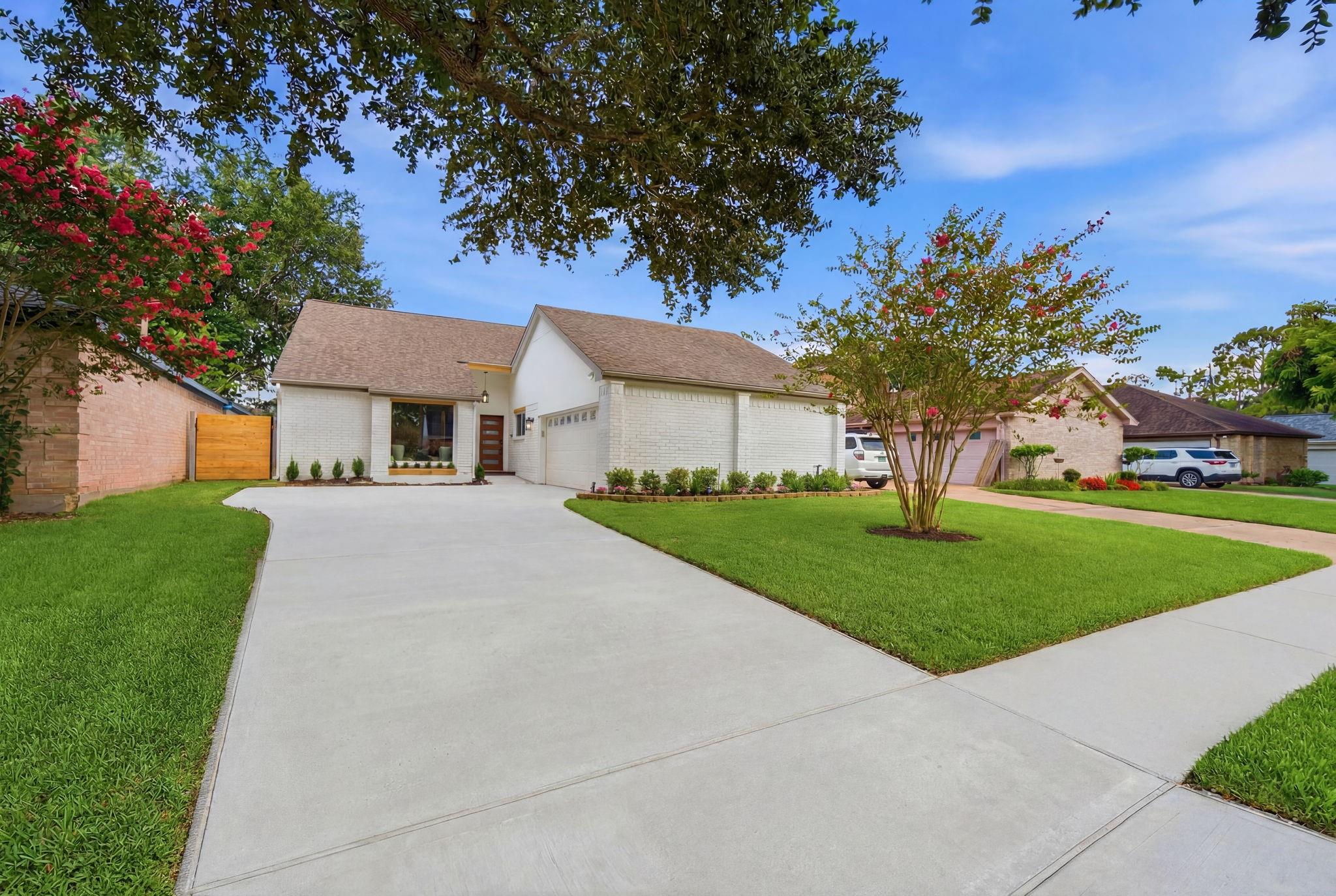1838 Rock Fence Drive — photo