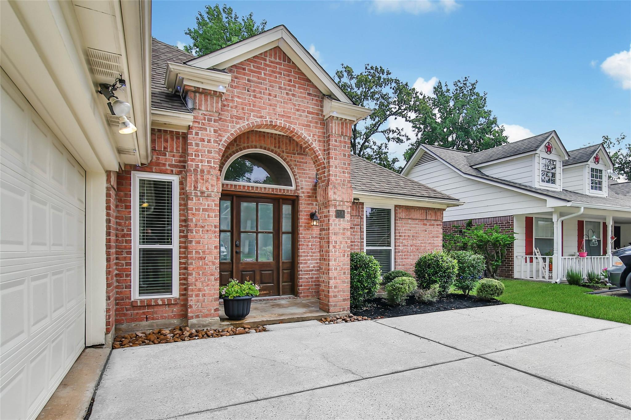 34 Dover Drive, Conroe, TX 77304 — photo 2