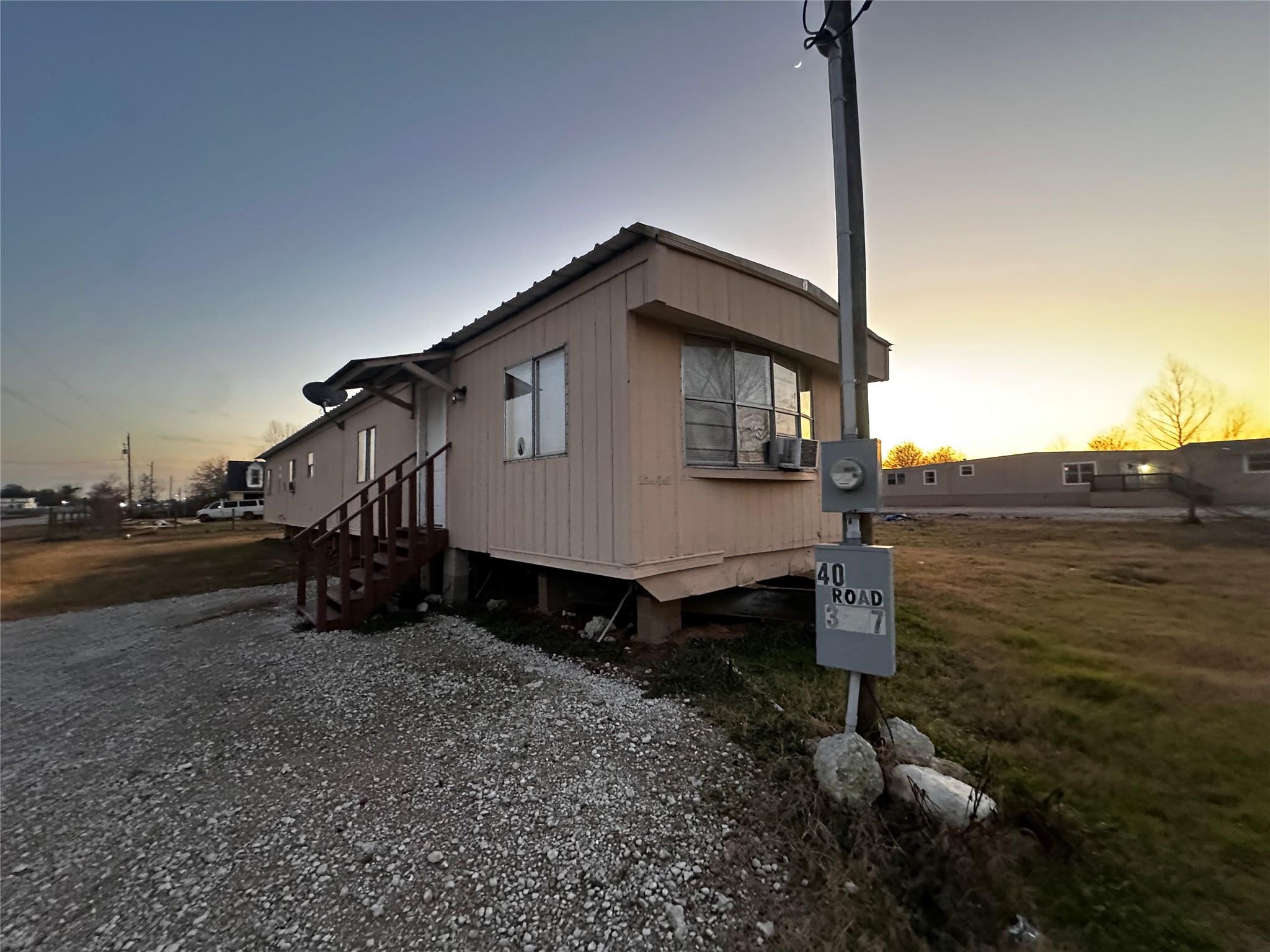 40 County Rd 3557 — photo