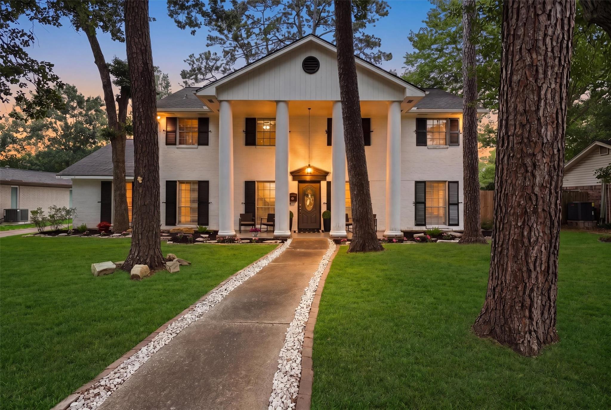 215 Whispering Oaks Drive — photo