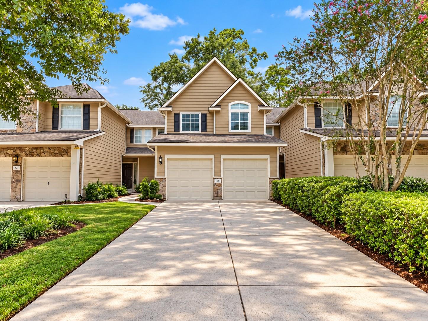 38 Scotch Pine Court — photo