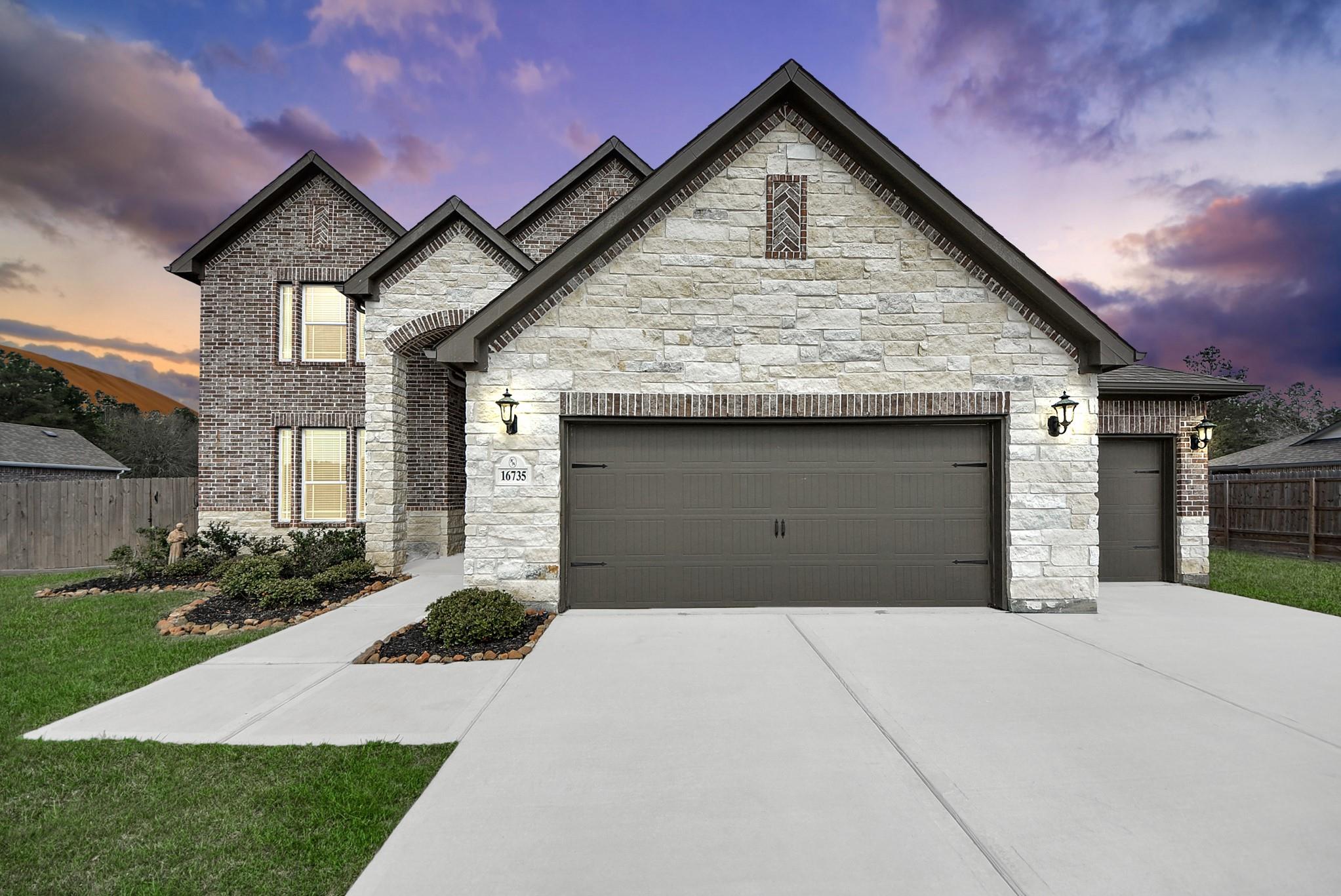 16735 Rockwall Street — photo