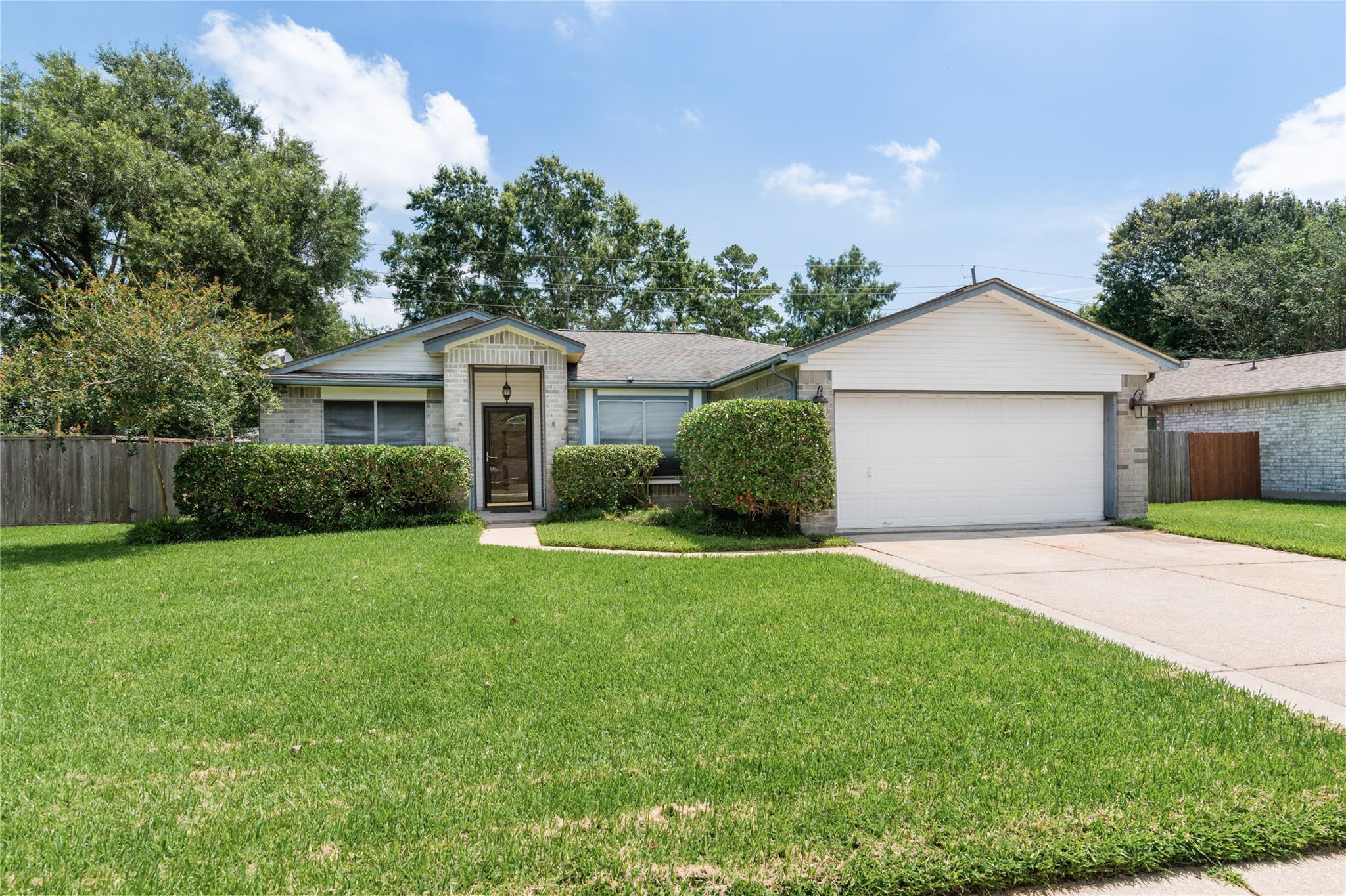 28806 Atherstone Street — photo