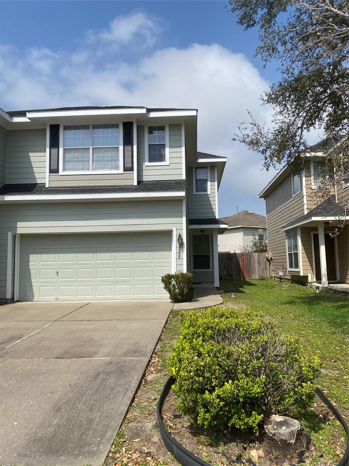 8925 Elm Drake Lane — photo