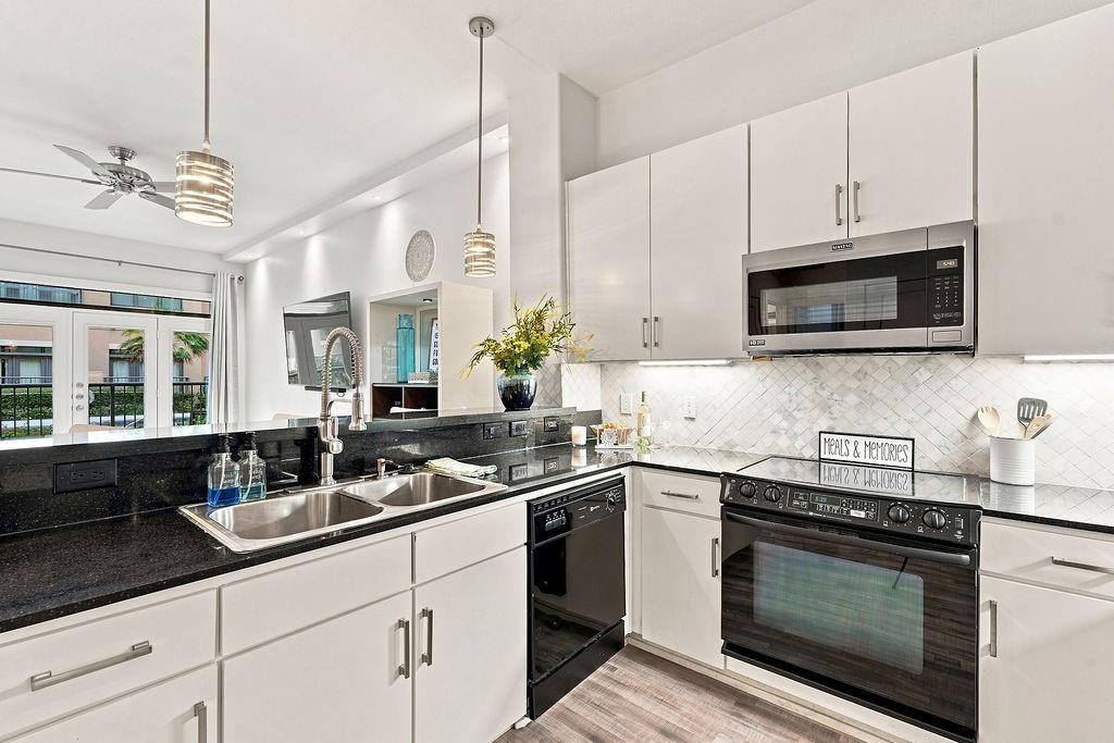 1901 Post Oak Boulevard #1501 — photo