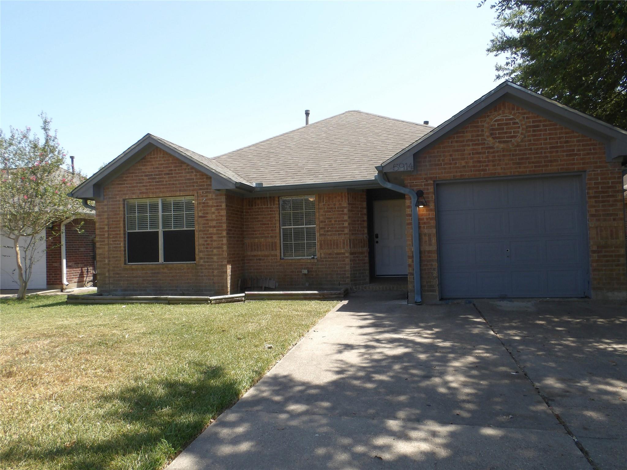 5914 Red River Drive — photo