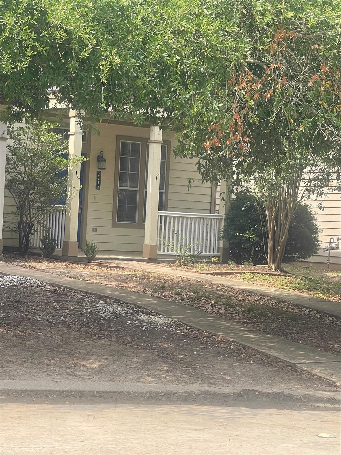 2215 Walnut Fair Lane — photo