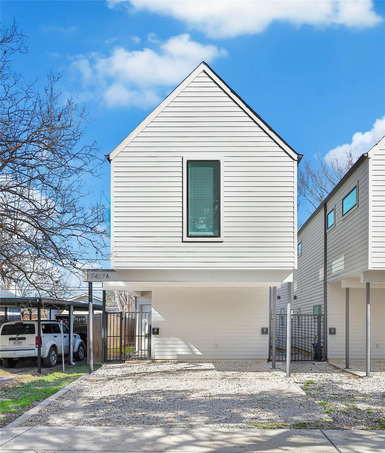 7407 Rusk Street #a — photo