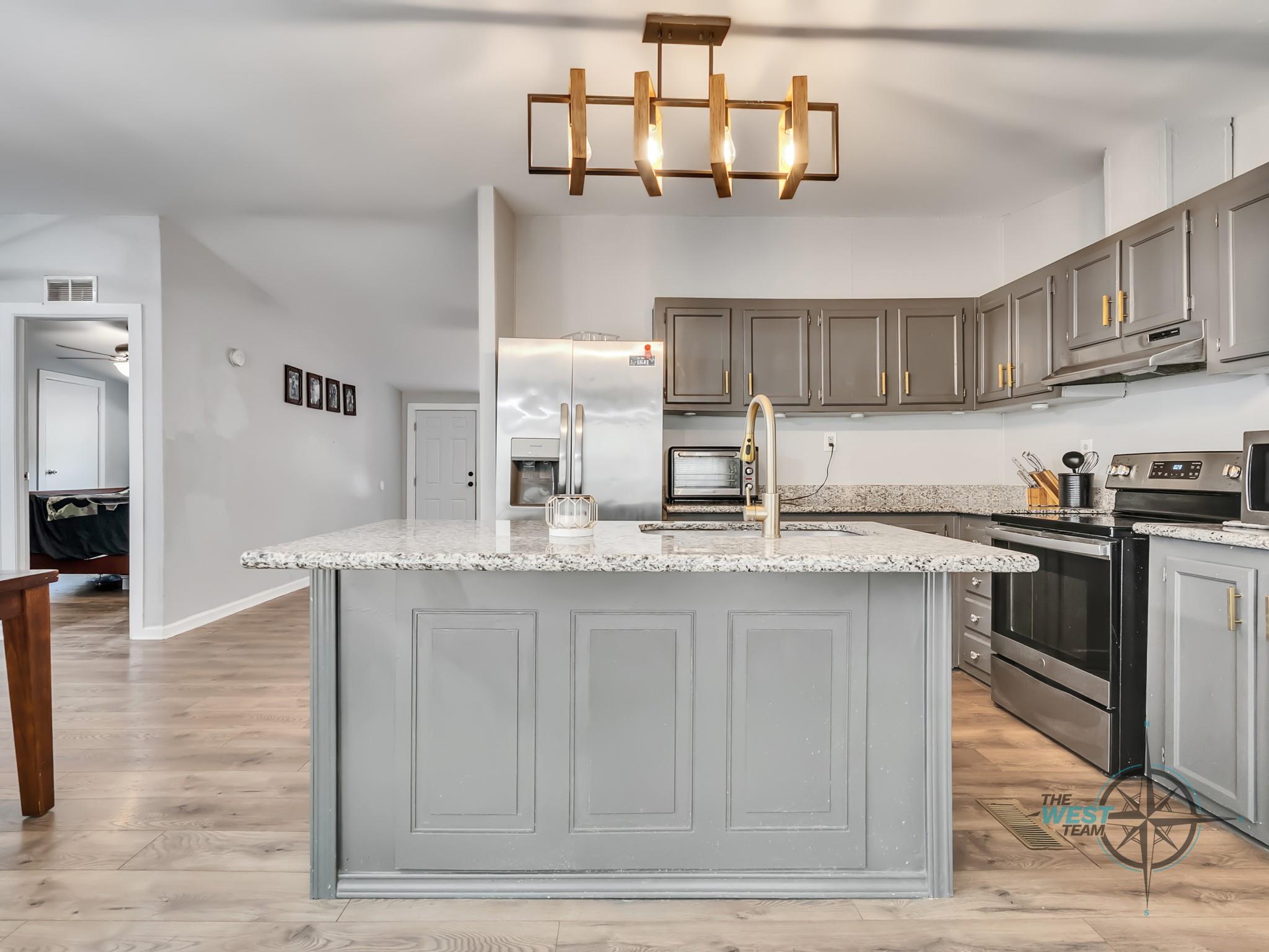 9654 Creek Vista Lane — photo