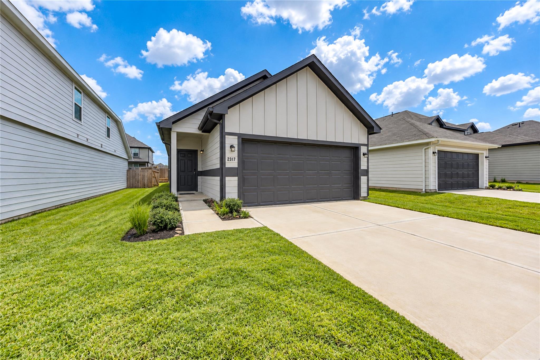 2317 Green Sturgeon Court — photo