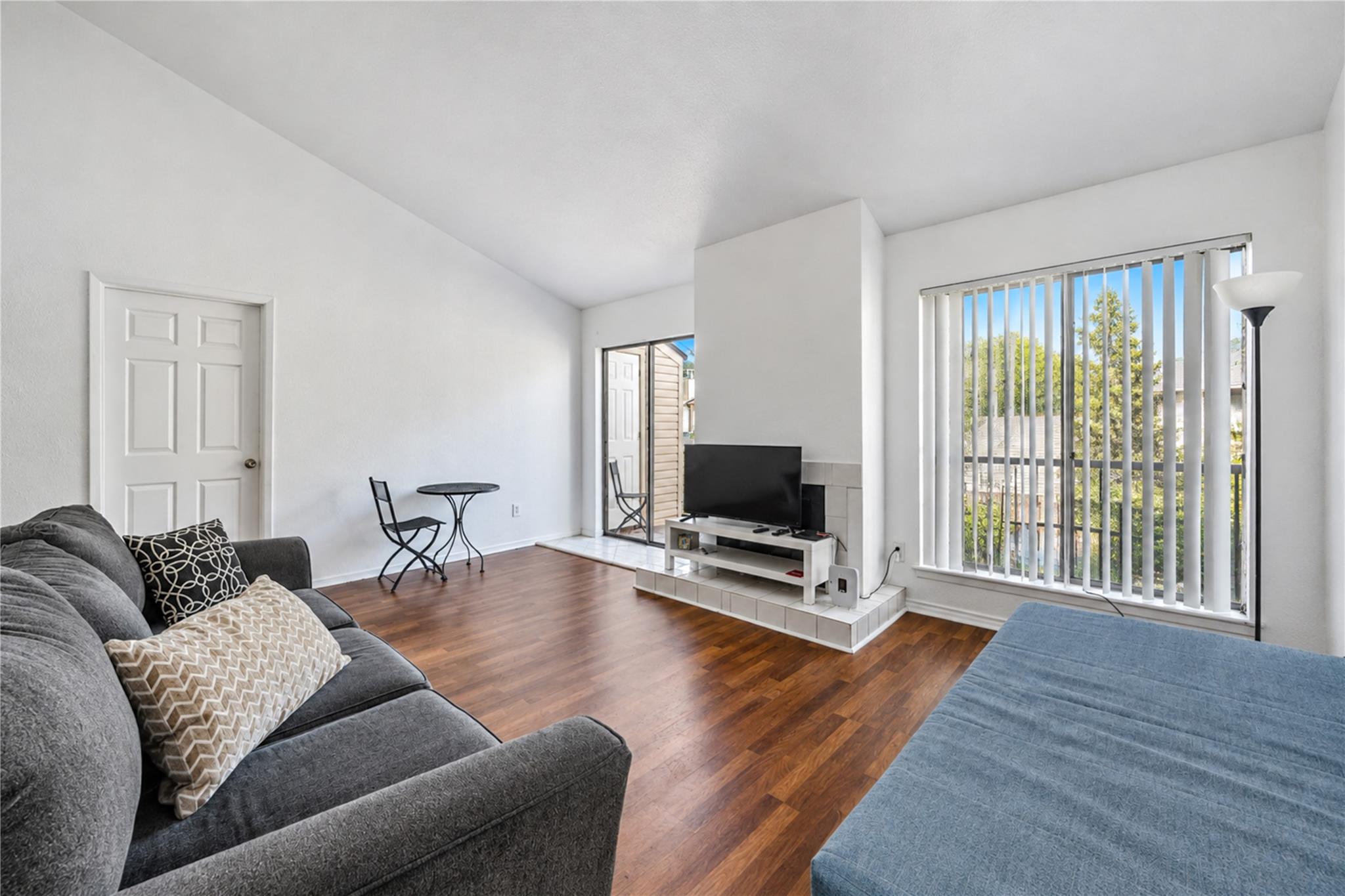 9707 Richmond Avenue #14 — photo
