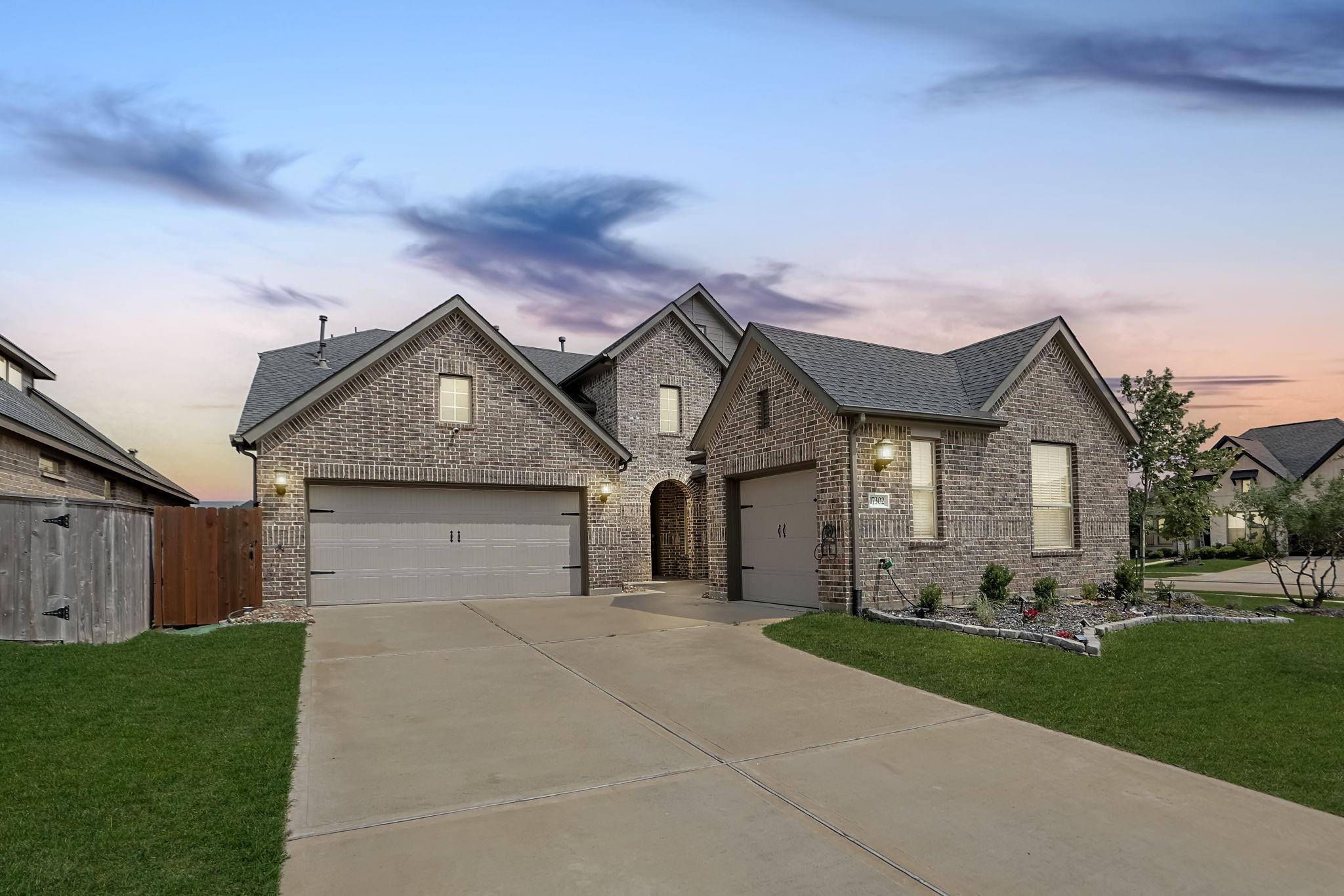 17302 Willow Lexington Court — photo