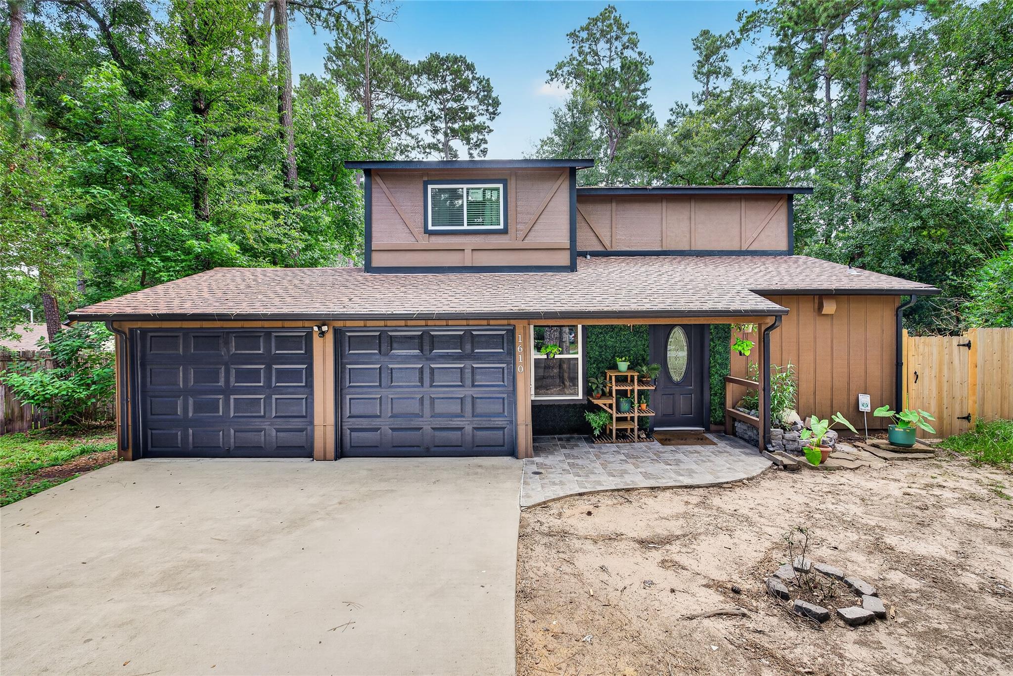 1610 N Red Cedar Circle — photo