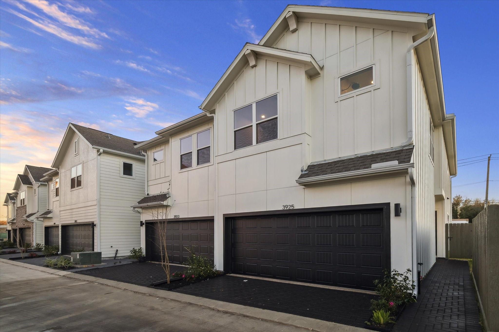 3925 Willowbend Point Drive — photo
