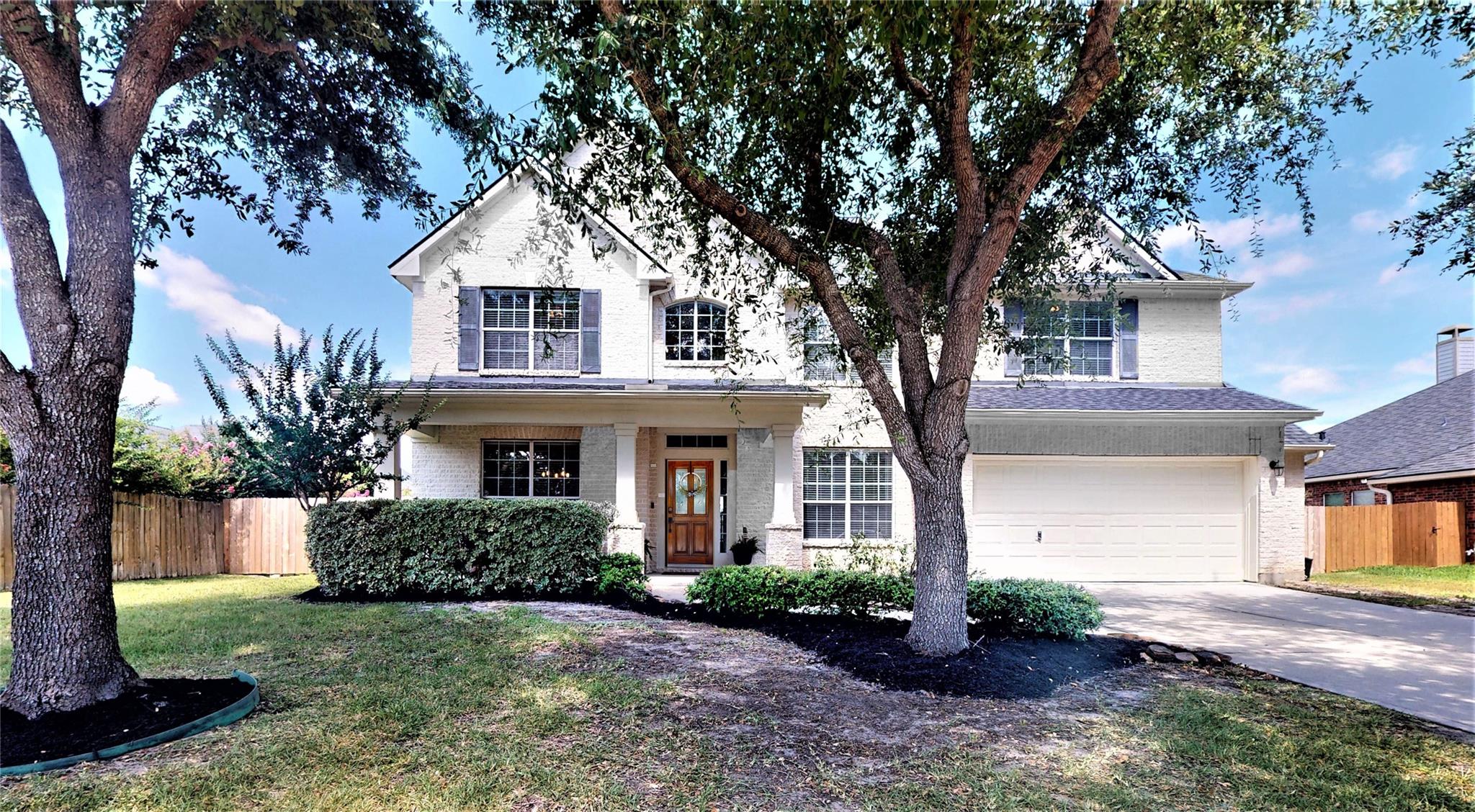 2506 Foxcrest Drive — photo
