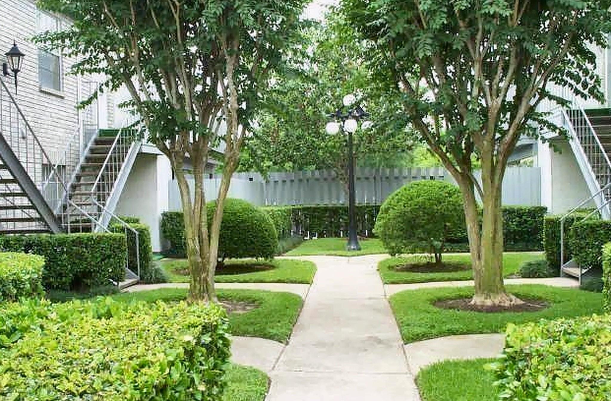 8787 Brae Acres Road #605 — photo