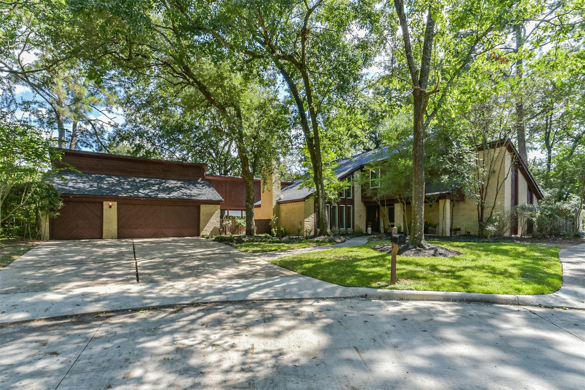7618 Hurst Forest Drive — photo