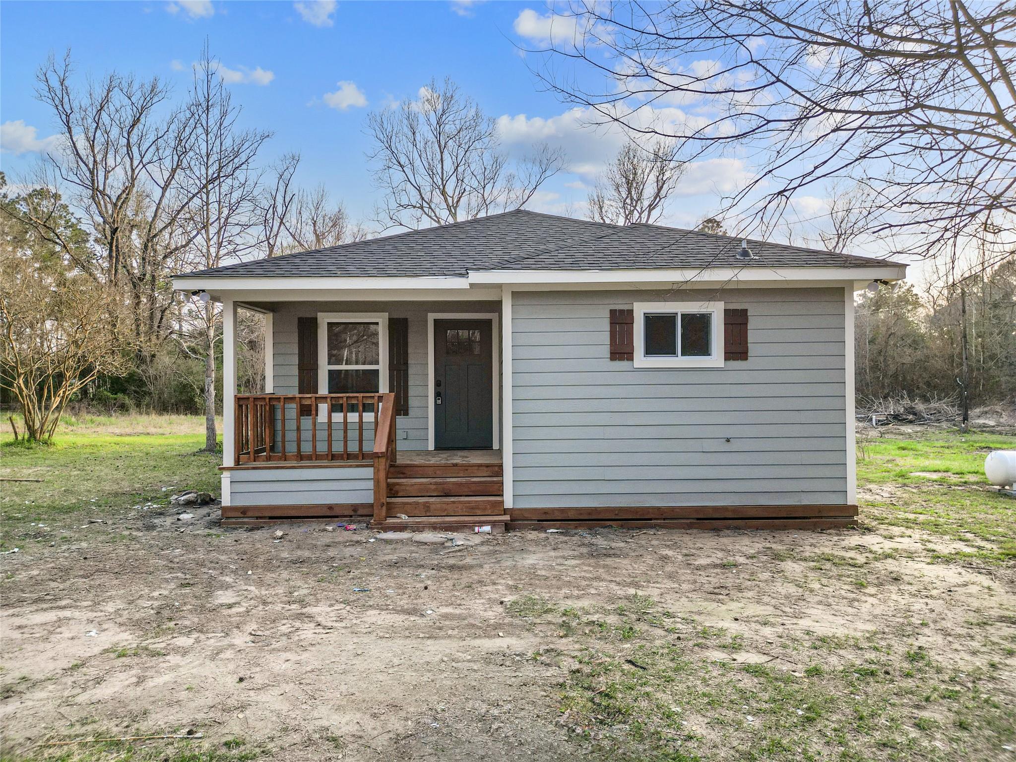 301 Pineland Drive — photo