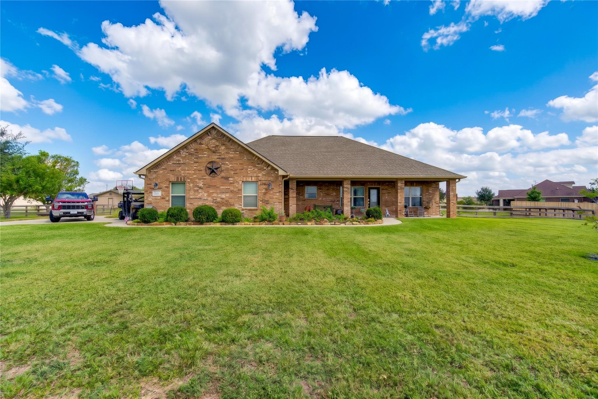 5236 Hillboldt Road — photo