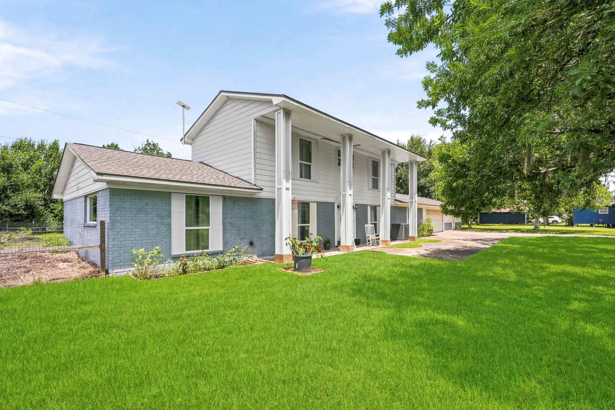 708 County Rd 691 Road #691 — photo